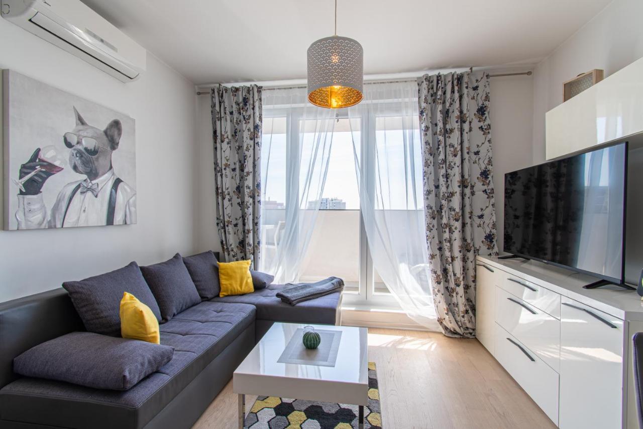 Repinc 32: Modern With Ev Charging Apartment *