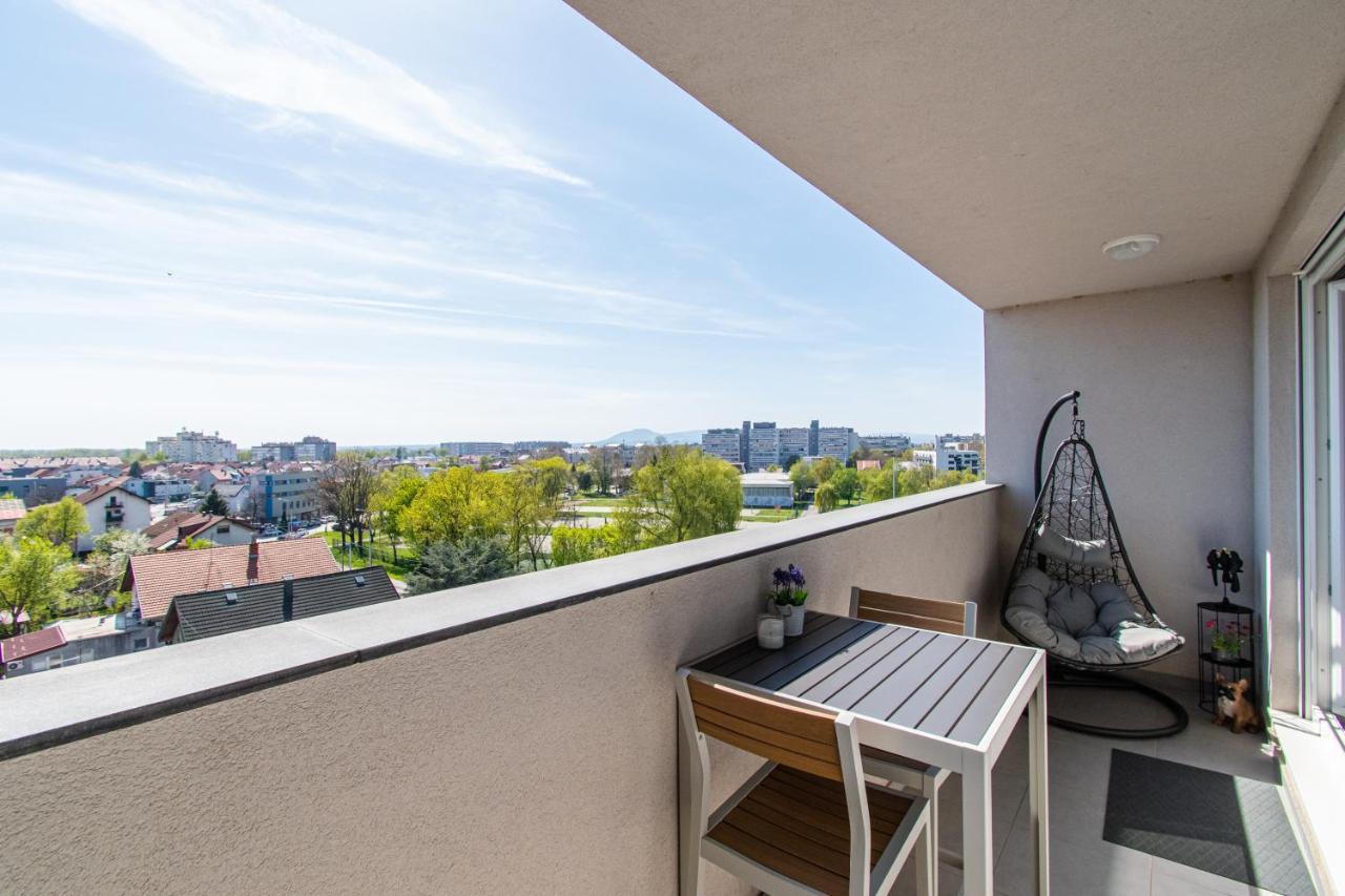 Repinc 32: Modern With Ev Charging Zagreb