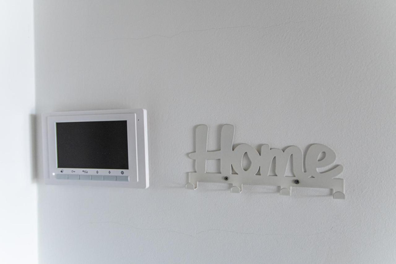 Repinc 32: Modern With Ev Charging *